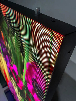 علامات عرض نافذة LED P2.5 3840 تحديث شاشة فيديو الإعلان