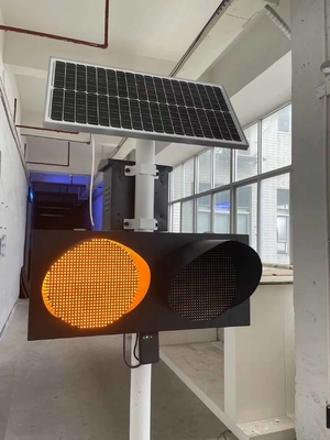 شاشة LED للرادار تعمل بالطاقة الشمسية ، علامة إشارة البطارية 2000cd / m2