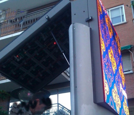 شاشة LED خارجية مفتوحة أمامية P8RGB عرض جانبين / أحادي الجانب