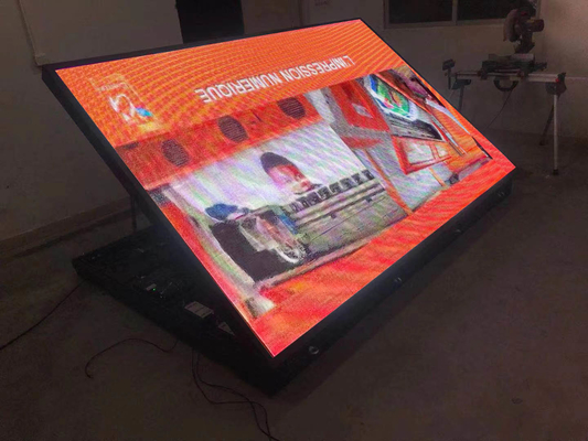 علامات النصب P4RGB LED مع خزانة أمامية مفتوحة IP65 مقاومة للماء