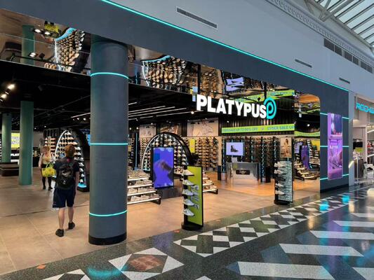 شاشة LED خارجية بتكوين بكسل SMD1515 توفر عمرًا افتراضيًا يبلغ 000 ساعة، ممتازة للافتات الرقمية والفعاليات الخارجية.