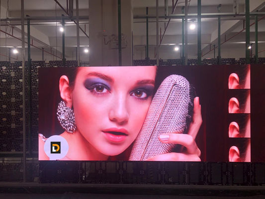 شاشة LED خارجية ثابتة عالية السطوع P8 مسح ضوئي 1/4