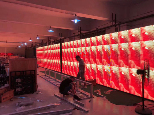شاشة LED الخارجية الثابتة P4 خزانة ألومنيوم / فولاذية للساحة