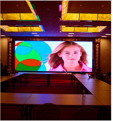 P2.5 RGB شاشة LED داخلية ثابتة SMD 2121 1000mcd لاستخدام الزفاف