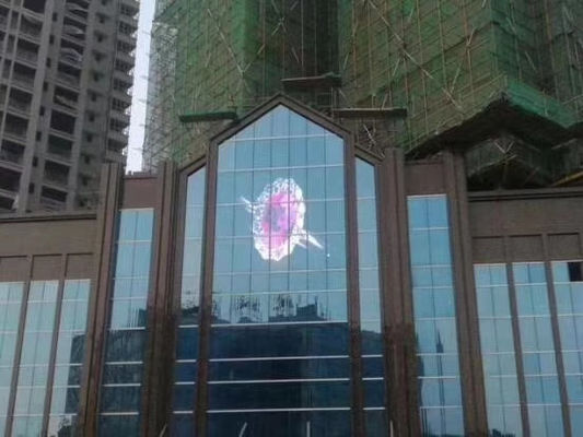 شاشة LED زجاجية شفافة P10.4 فائقة النحافة لنافذة المتجر