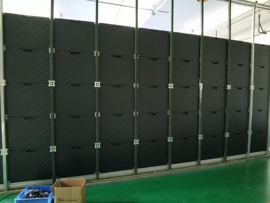 شاشة LED عالية الدقة 1200cd ، شاشة LED P2 ذات درجة البكسل الصغيرة