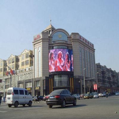 شاشة عرض الإعلانات LED الخارجية 5500 نت ، شاشة عرض الجدار LED P6 في الهواء الطلق