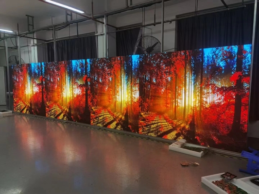شاشة عرض LED داخلية P1.667 مع خزانة ألومنيوم 640 × 480 مم