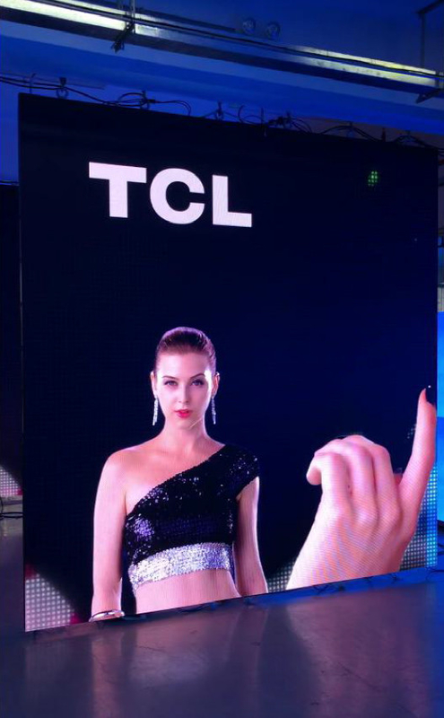 زاوية عرض كبيرة P3.91 شاشة LED داخلية للإيجار مع تثبيت معلق